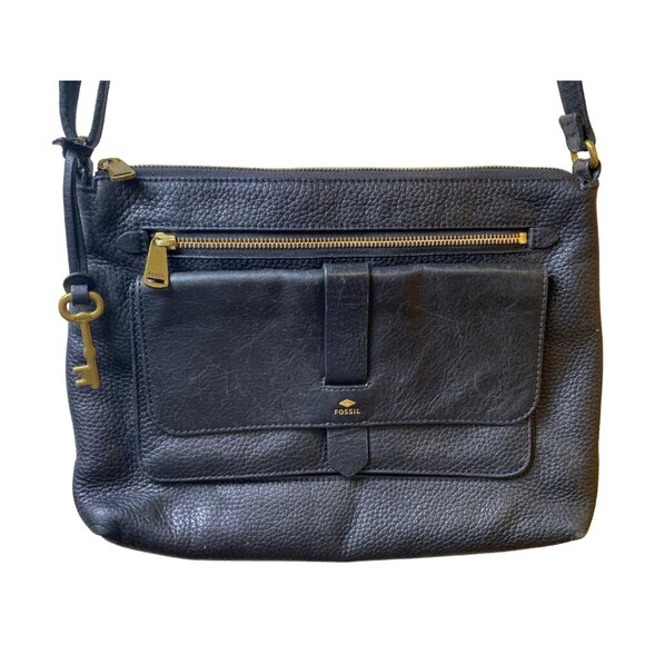 FOSSIL KINLEY BLACK BUTTERY LEATHER SMALL CROSSBODY BAG - Picture 4 of 9